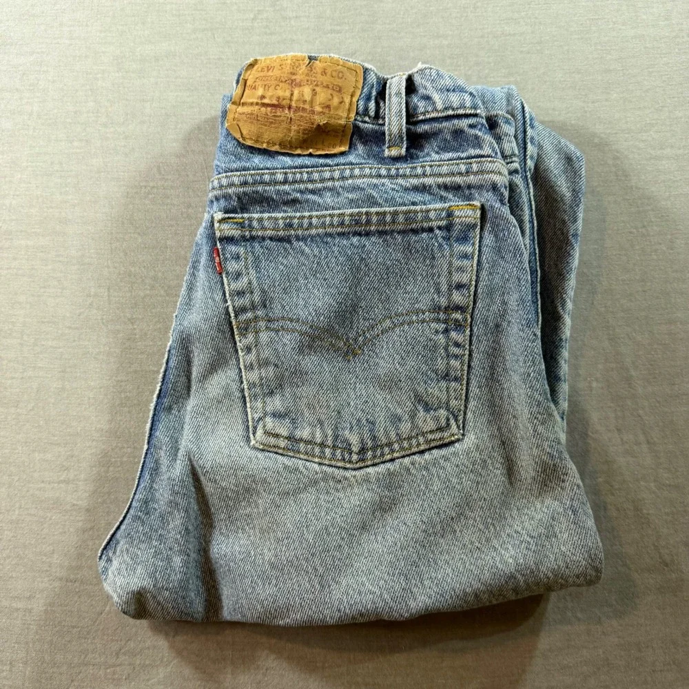 Levi's 550 Relaxed Fit Jeans Mens 29x30 Light Wash Fair Vintage 90s Tapered